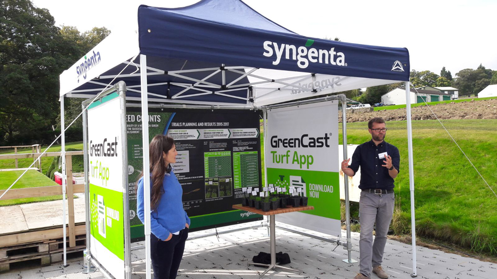 1024 x 576 - Tom Young presents at STRI Research 2017